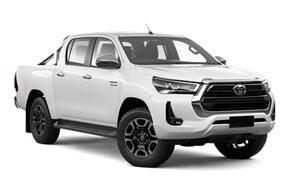 TOYOTA HILUX 2.4