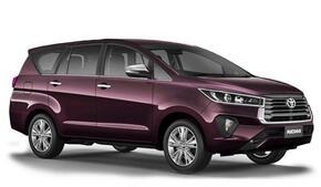 TOYOTA INNOVA 2.4 CRYSTA