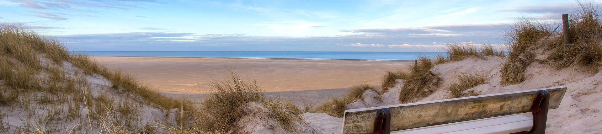 Strand mit feinem Kniepsand und Blick auf die Nordsee.