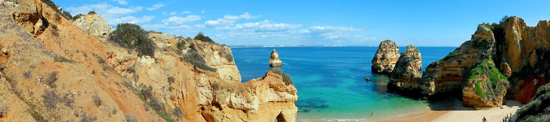 Lagos, Portugal: Historische Stadt am Meer, Sonne und Strand.