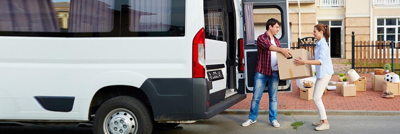 ᐅ Transporter, LKW und Sprinter in der Nähe mieten