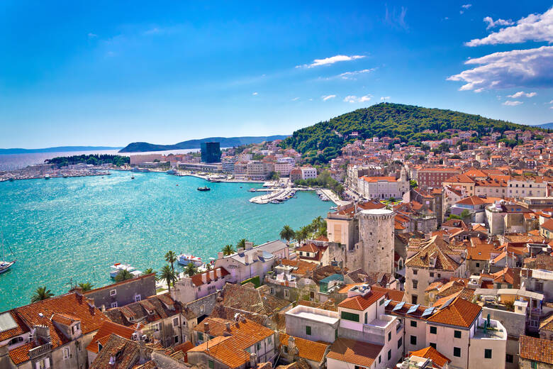 Blick auf die Promenade und die Altstadt von Split