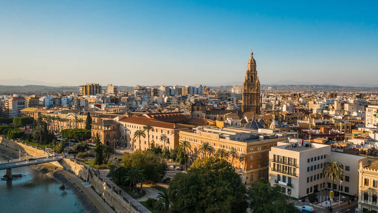 Blick auf die spanische Stadt Murcia