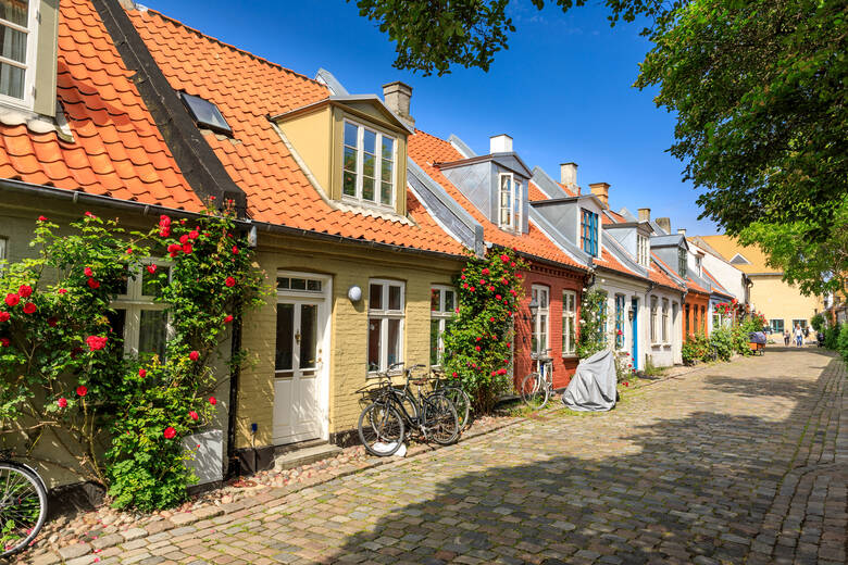 Bunte Altstadthäuser in Dänemark