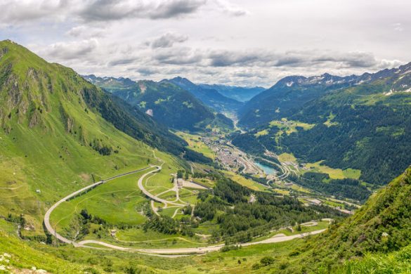 Die spektakulärsten Passstraßen der Alpen