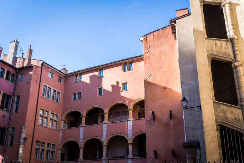 Außenfassade des Miniaturmuseums für Filmkunst in Lyon