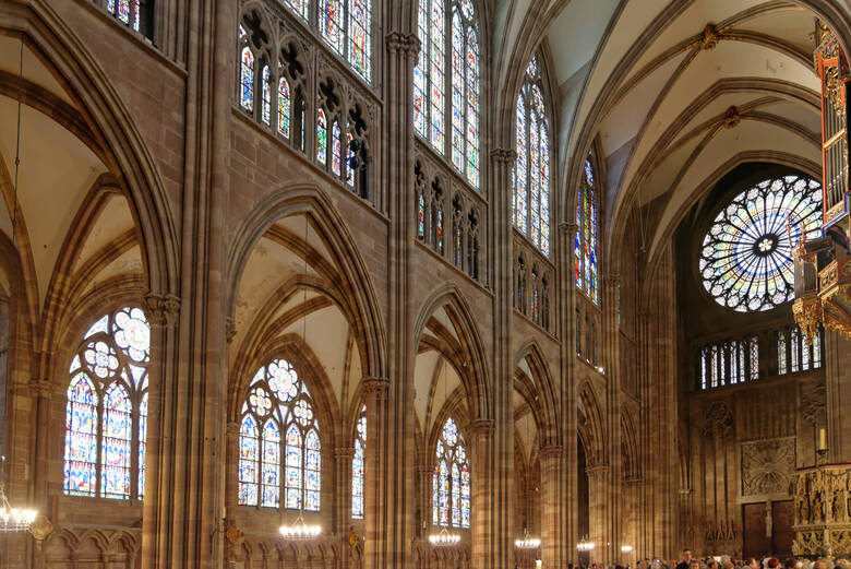 Rosette und Kirchenfenster vom Straßburger Münster
