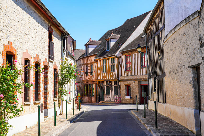 Alte Fachwerkhäuser in der französischen Kleinstadt Provins 