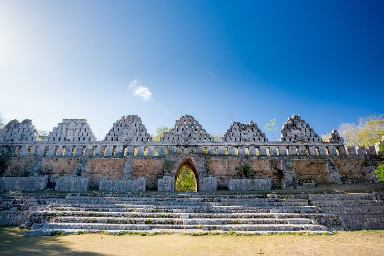 Die Ruinenstadt Uxmal in Mexiko auf der Yucatán-Halbinsel