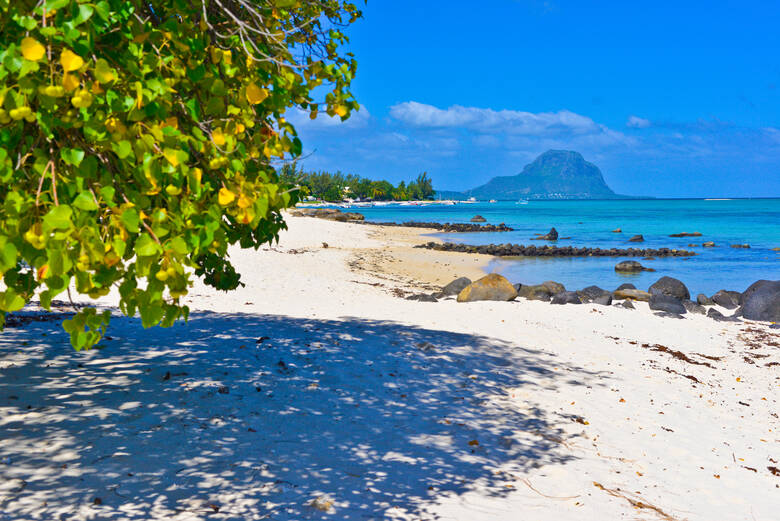Der Strand Plage de la Preneuse auf Mauritius