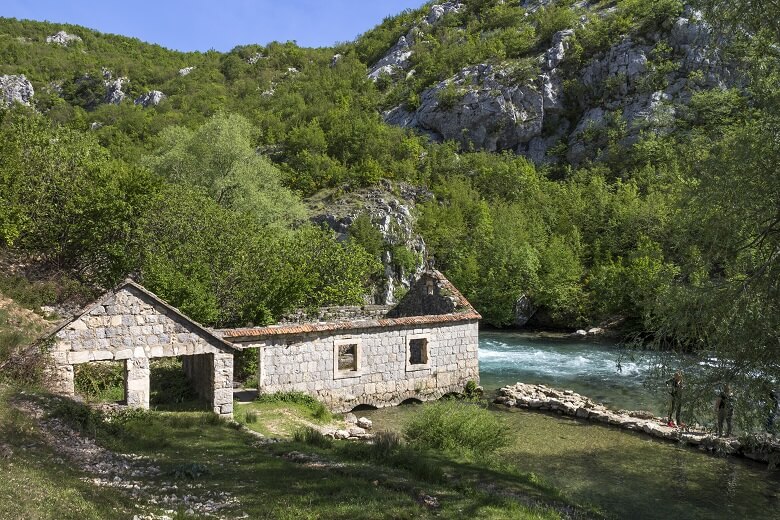 Alte Kornmühle am Ruda-Fluss in Kroatien