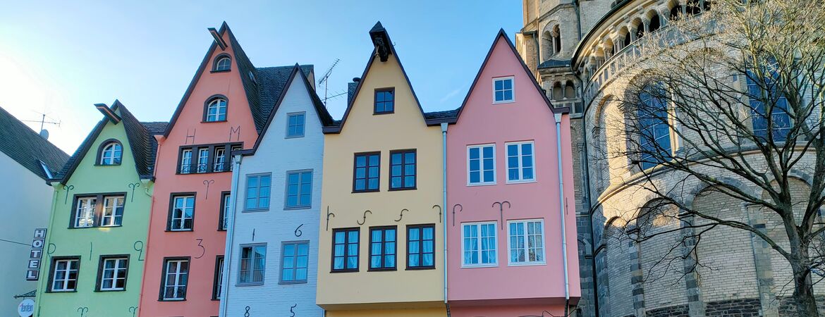 Bunte Häuser in der Kölner Altstadt