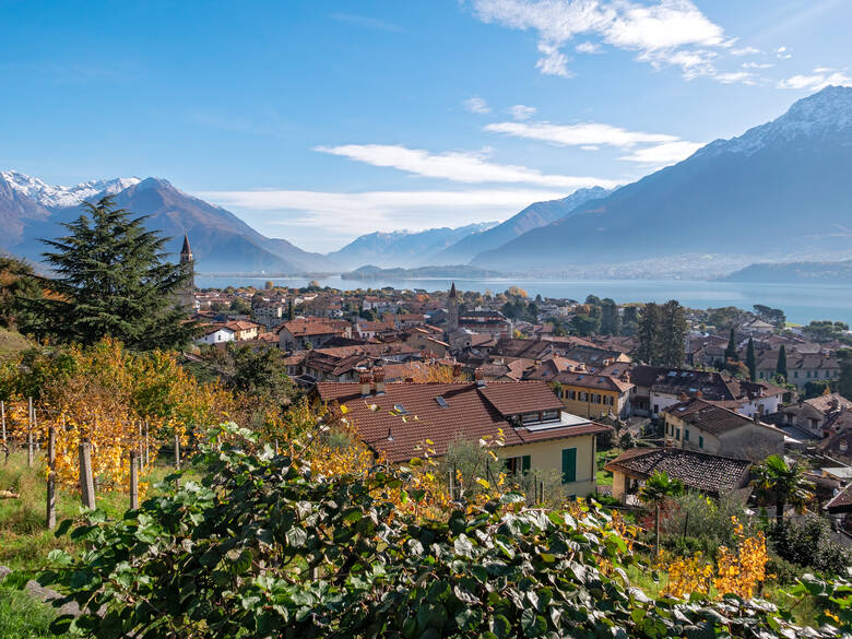 Blick über Domaso und den Comer See