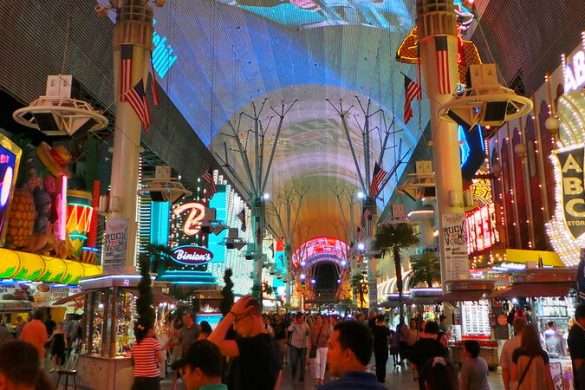 Las Vegas im Juli: Lichtspektakel, Kings of Rock ‘n’ Roll & Co.