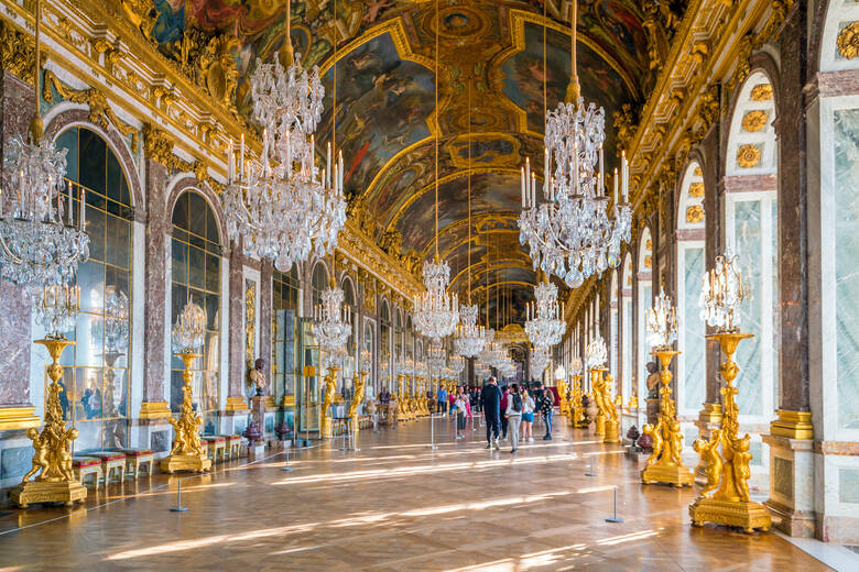 Spiegelsaal im Schloss Versailles in Frankreich