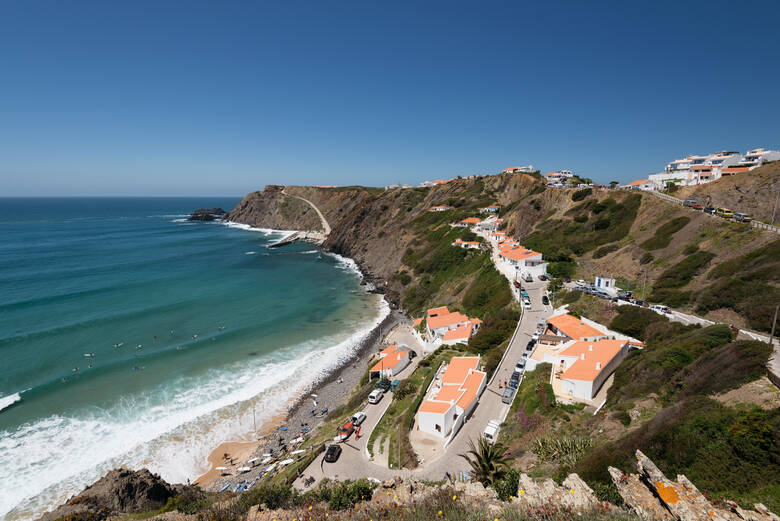 Blick auf Arrifana Beach in Aljezur