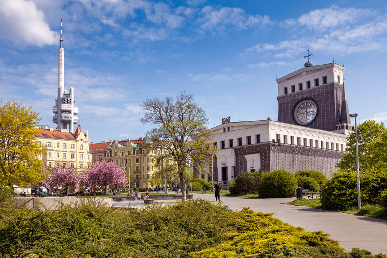 Viertel in Orag mit Altbauten