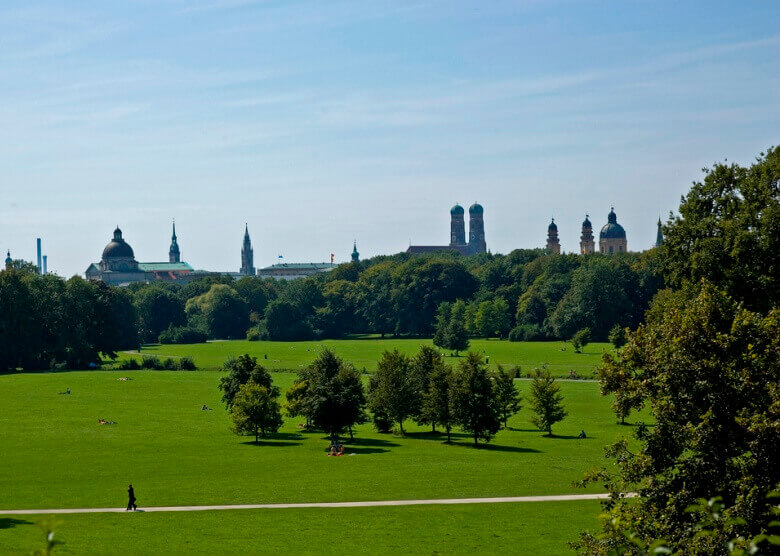 Der Englische Garten in München, eine der schönsten Städte Deutschlands