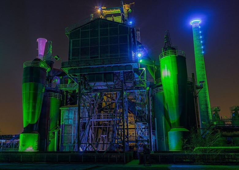 Der Landschaftspark Duisburg Nord bietet eine spektakuläre Kulisse zum Klettern