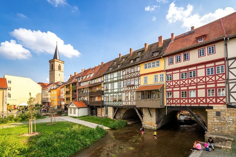 Krämerbrücke in Erfurt mit Fachwerkhäusern