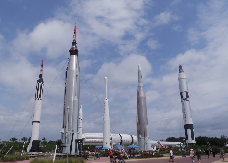Das Kennedy Space Center ist eine der vielen Sehenswürdigkeiten in Florida