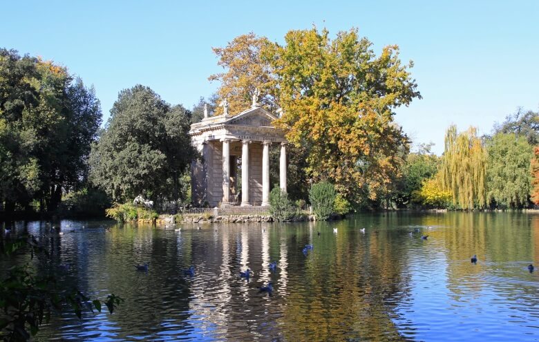 Der Park der Villa Borghese in Rom