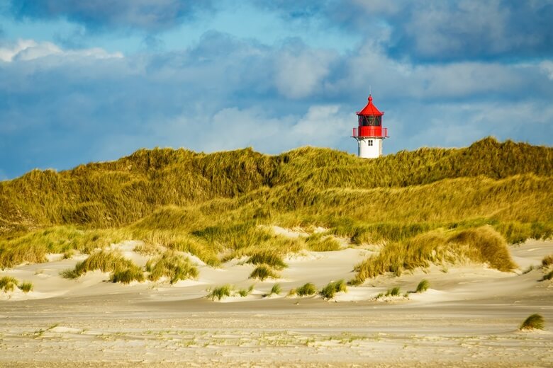 Leuchtturm am Norddorfer Strand auf der Nordseeinsel Amrum