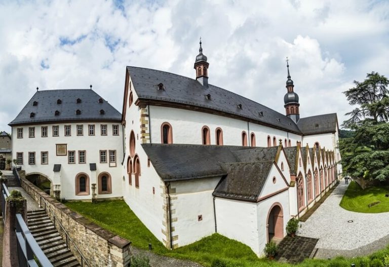 Der Name der Rose Drehorte von Rheingau bis Rom Reisewelt Der Name der Rose Drehorte von Rheingau bis Rom Reisewelt