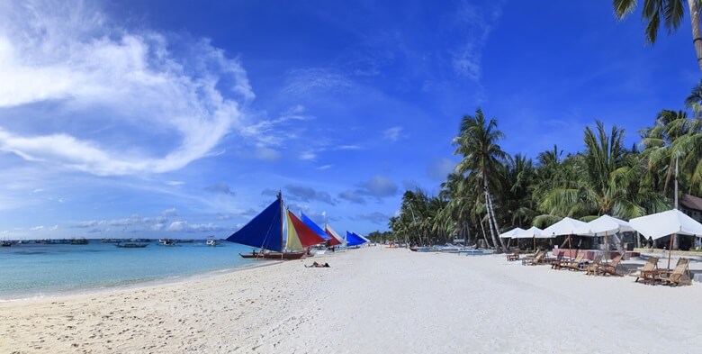 Palmenstrand White Beach auf Boracay