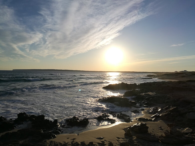 Sonnenuntergang am Strand Es Arenales auf Formentera