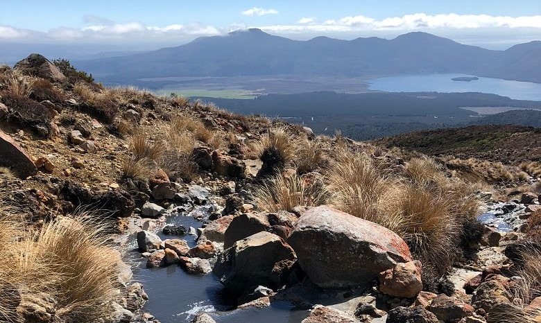 Berge und Steine im Tongariro-Nationalpark in Neuseeland