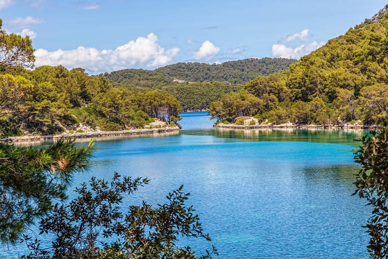 Wasser und Berge in Kroatien