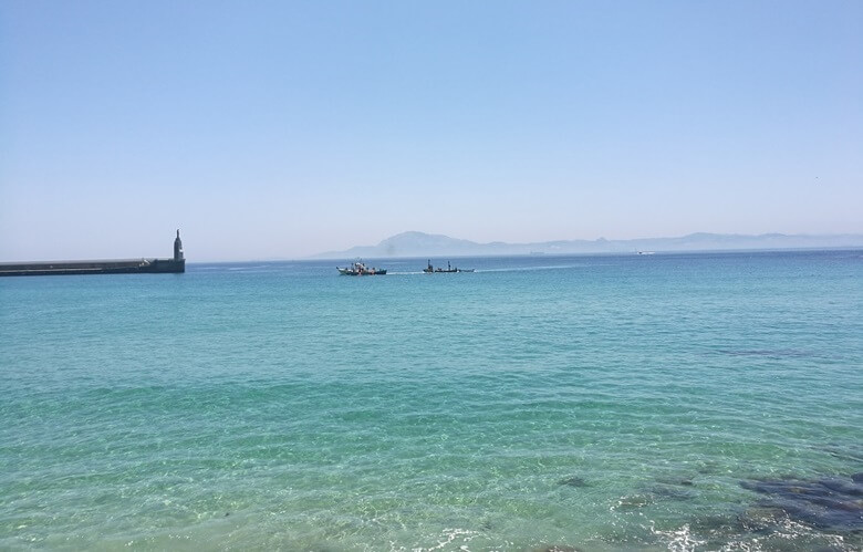 Blick von Tarifa in Andalusien bis nach Marokko