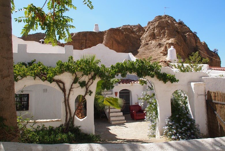 Typische Häuser in der Siedlung Barrio de las Cuevas
