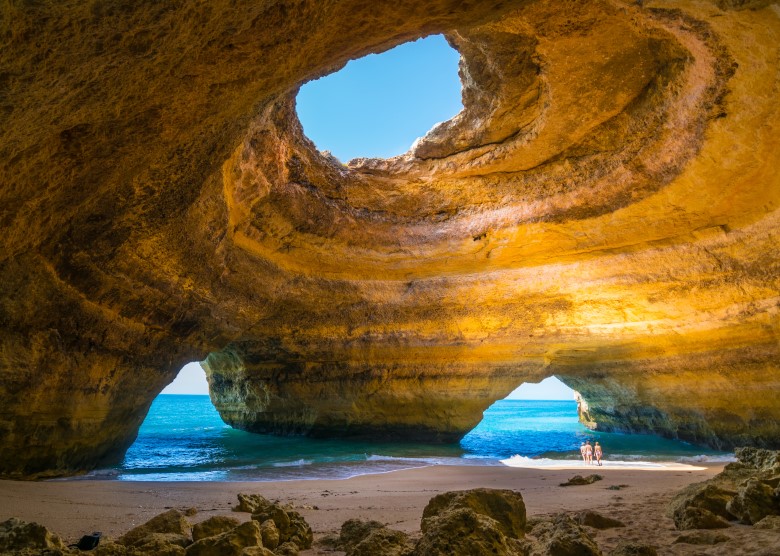 Die Höhle von Benagil an der Algarve