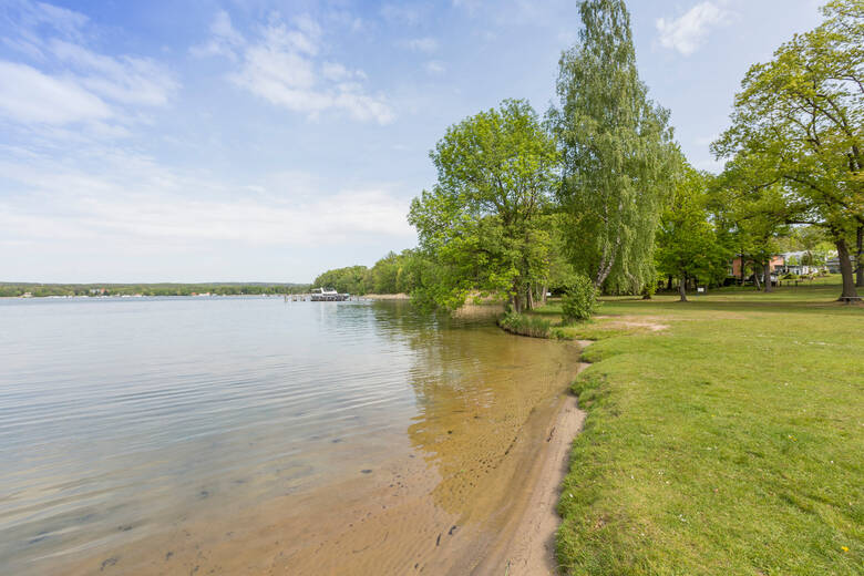 Flacher Badestrand am Scharmützelsee